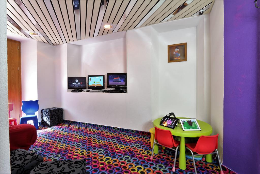 Family Hotel Desiree Grachen Exterior photo